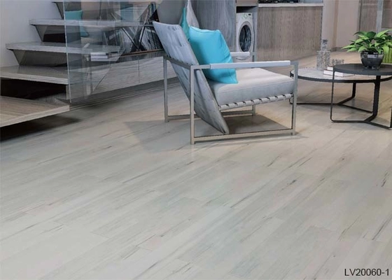 China Indoor Water Repellent Laminate Flooring Residential 7mm